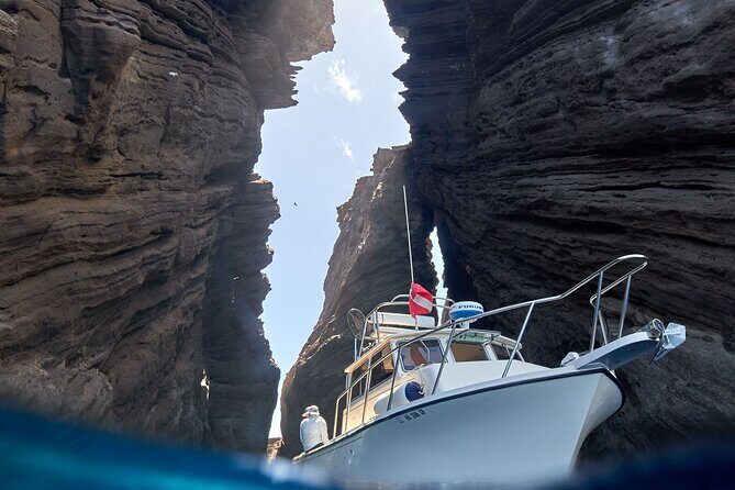 Private Niihau Scuba Charter with 2 or 3 Tank Dive Option - What makes this tour stand out