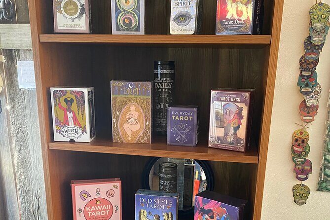 Private or Couples Tarot Reading - Who Is This Tour Best For?