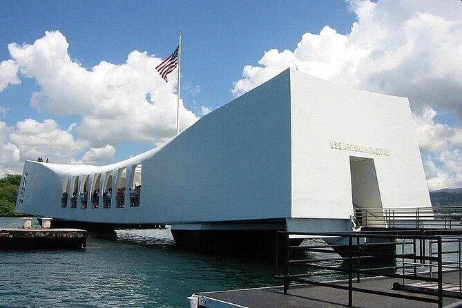 Private Pearl Harbor USS Arizona and USS Missouri - FAQs