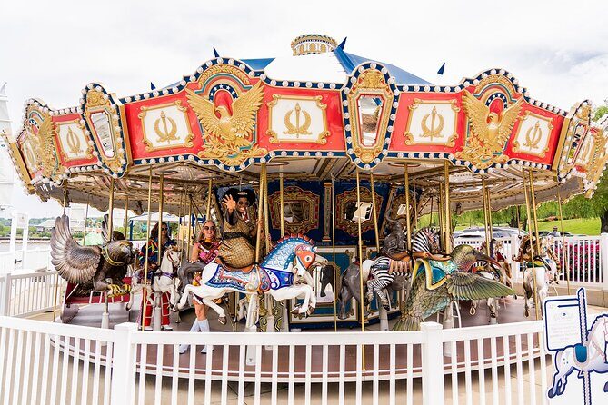 Private Professional Vacation Photoshoot in Santa Monica - The Locations and Stops