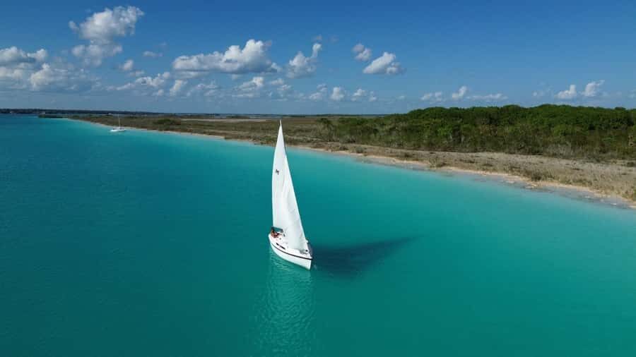 Private sailing course in Bacalar Lagoon - Exploring the Details of the Sailing Course
