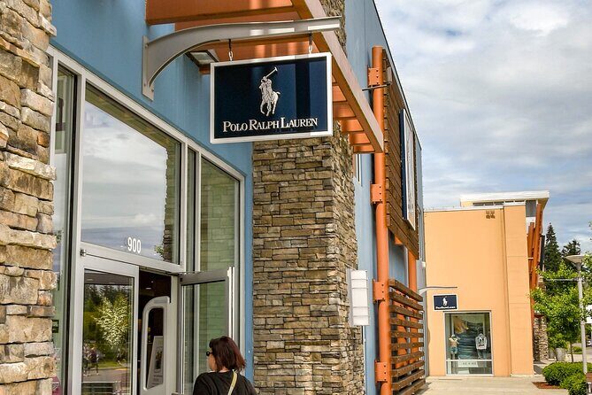Private Shopping Tour from Seattle to Seattle Premium Outlets - Who Will Love This Experience?