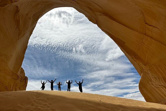 Private Sunset Guided Tour to Great Chamber by Four-Wheel Drive - The Price and Value