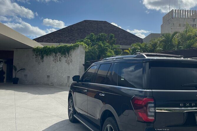 Private SUV Airport Transfer: Cancun CUN to Playa del Carmen - The Real Experience: Pros and Cons