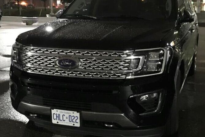 Private Toronto Airport Transfer Service to City centre Toronto - The Vehicles and Comfort