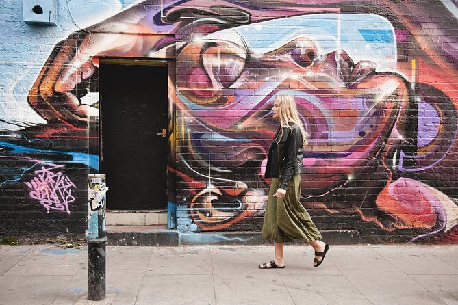 Private Tour: Personal Travel Photographer Tour in Toronto - What Locations Might Be Included?