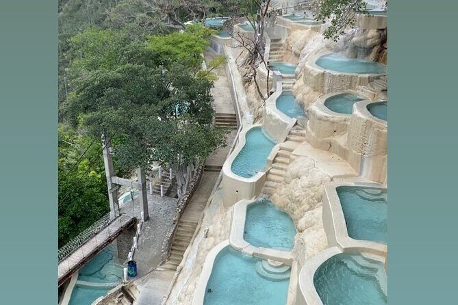 Private Tour to Tolantongo Caves from Mexico City - First Stop: A Brief Pause in Mexico City