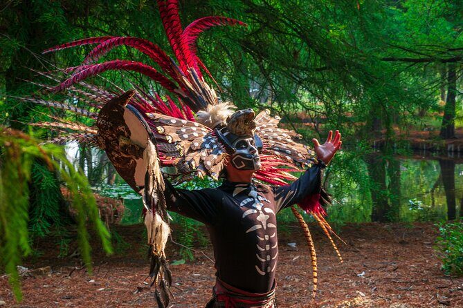 Private Tour to Xochimilco, Coyoacan and Frida Kahlo Museum - Exploring Coyoacan: Bohemia, History, and Charm