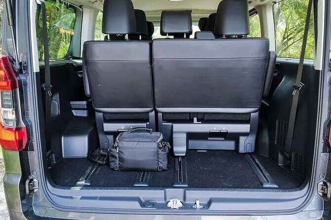 Private Transfer from Puerto Juarez to Cancun Airport CUN by Minivan or Minibus - Why It Might Be a Great Choice