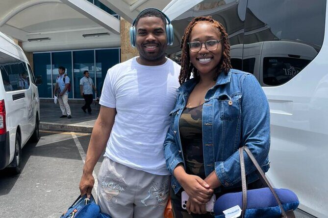 Private Transportation Service to Airport from Costa Mujeres - Professional Drivers and Service Quality