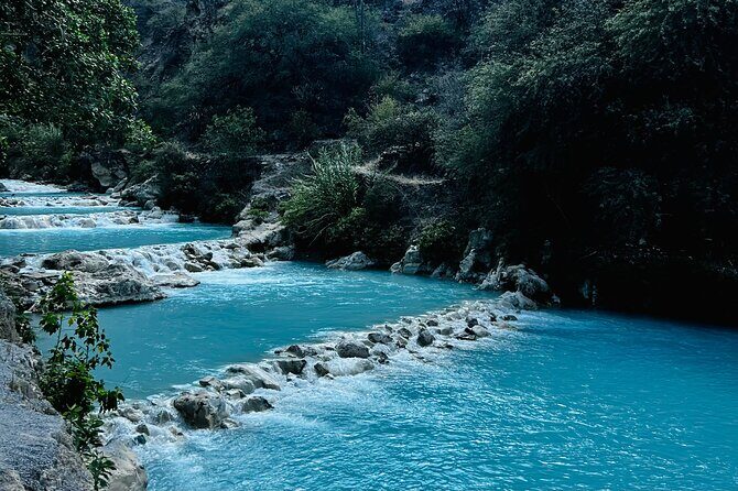 Private Transportation to Grutas de Tolantongo from Mexico City - The Price: How Good Is It for Your Buck?