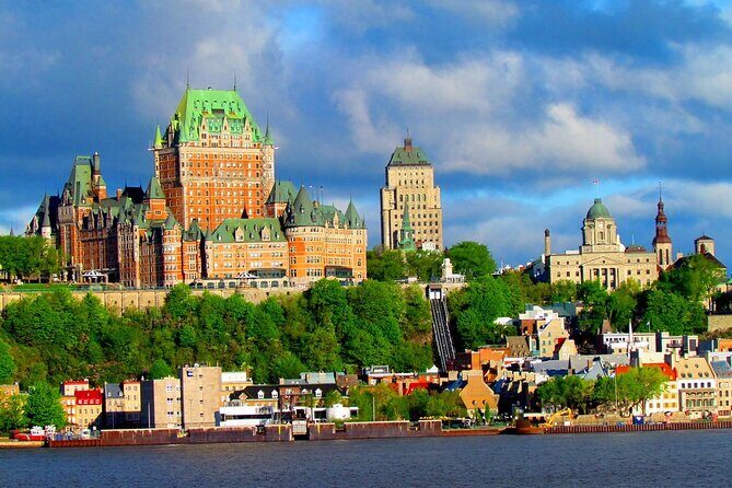Private Walking Tour of Quebec with licensed tour guide - What’s Included and What’s Not