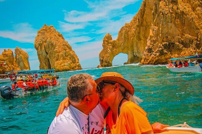 Private Yacht in Los Cabos | 10 PAX & 3 HRS - Is It Worth the Price?