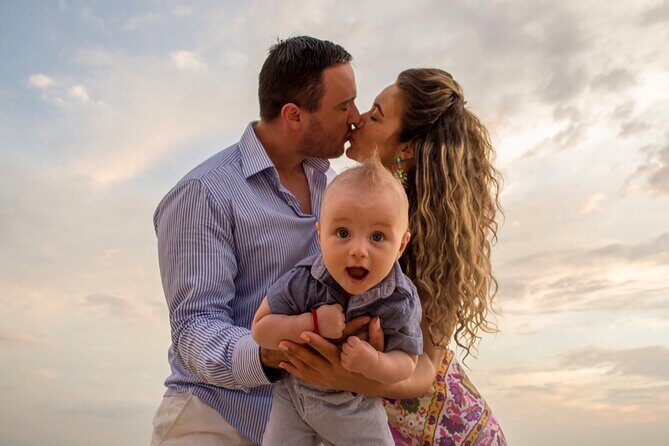 Professional photographer - Puerto Vallarta - Nuevo Vallarta, photo session - Who Should Book This?