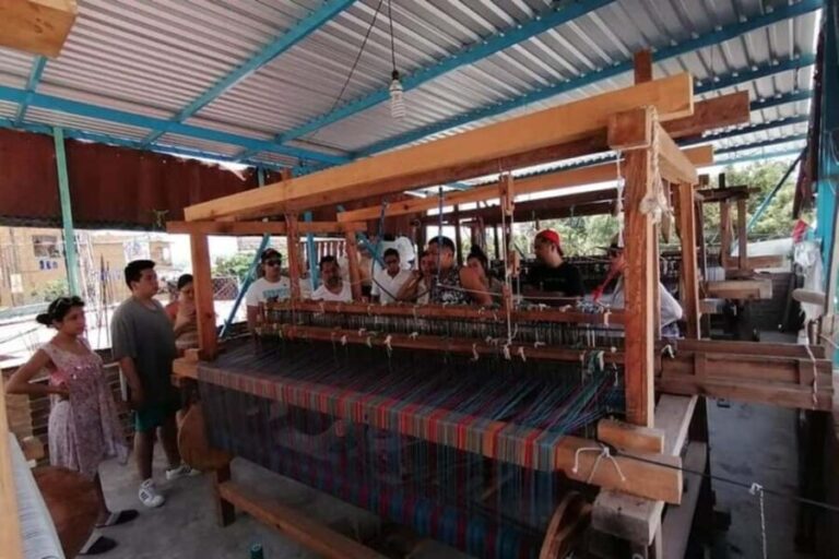Puerto Escondido: Mezcal, Coffee, and Pedal Loom Factory - Pedal Loom Workshop