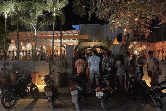 Puerto Escondido Pub Crawl - Is It Worth the Price?