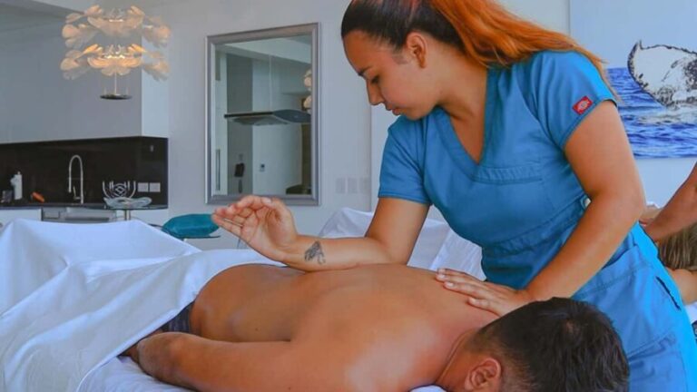 Puerto Vallarta: Holistic Deep Tissue Relaxation - The Role of Personalized Treatment