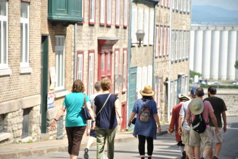 Quebec City: Old Quebec Historical Walking Tour - What to Expect on the Ground