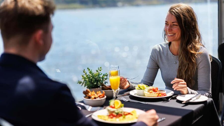 Québec City: Weekend River Brunch Cruise - The Food: A Highlight of the Tour