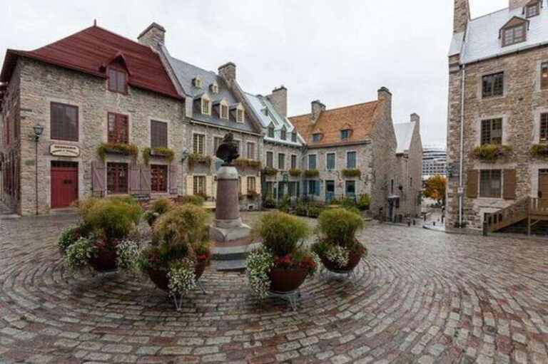 Quebec : Old Town Private Walking Tour With A Local Guide - How About the Price?