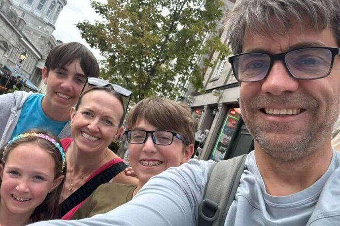 Raleigh Art Walk in Moore Square Marvelous Mystery Hunt - An Art-Centric Exploration