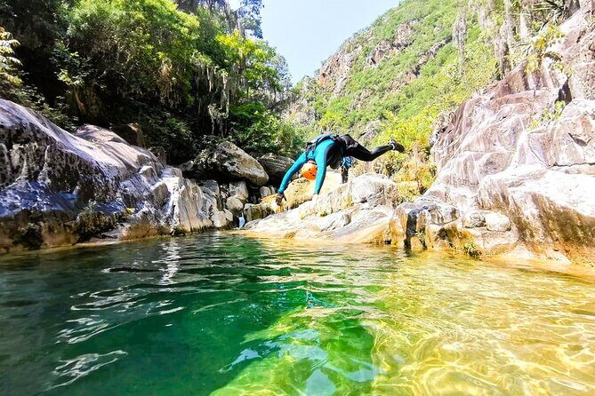 Rappelling, Hiking and Jumping into the water in the Matacanes Canyon - The Guides and Organization