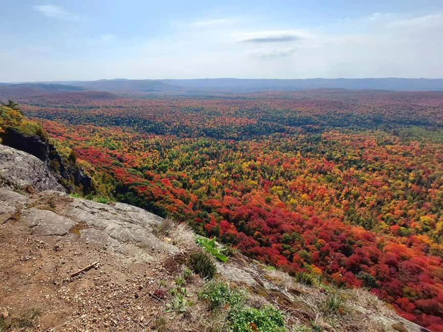 Robertson Cliffs: Where Falcons Fly Guided Hike - The Terrain and Difficulty