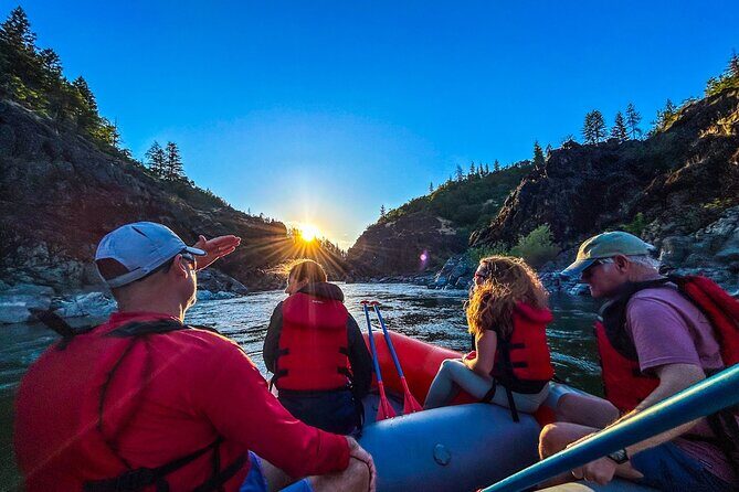 Rogue River Golden Hour Evening Float Trip - What’s Included and What’s Not