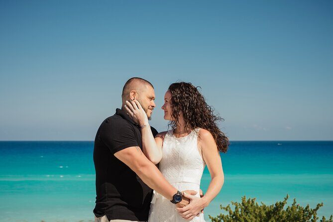 romantic photoshoot cancun - The Experience in Action