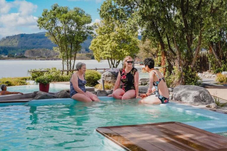 Rotorua: Polynesian Spa Pavilion Hot Pool Bathing (12+ yrs) - Facilities and Comfort
