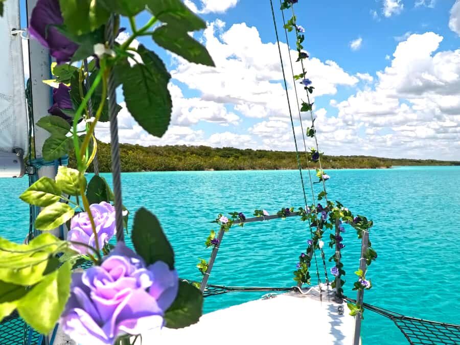 Sail for 4 hours in the most SECRET spot in Bacalar. INCLUDES Beach Club. - Price and Value: Is It Worth It?