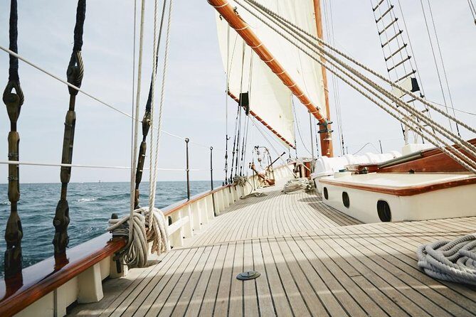 Sailing on Historic Schooner Yacht in Salem, MA - Who Is This Tour Best For?