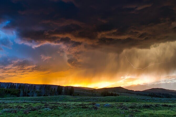 Salt Lake City Departure Yellowstone Park 3-day Panoramic Tour - Who Is This Tour Best For?