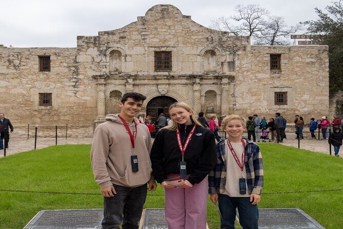 San Antonio Small Group Walking Tour with Riverwalk Boat Cruise - Who Is This Tour Perfect For?