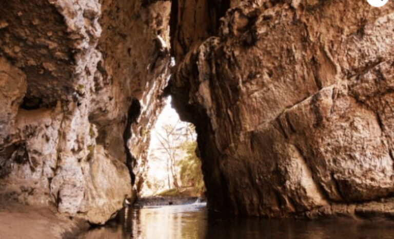 San Cristóbal: Arcotete Ecotourism Park & Rancho Nuevo Caves - Frequently Asked Questions