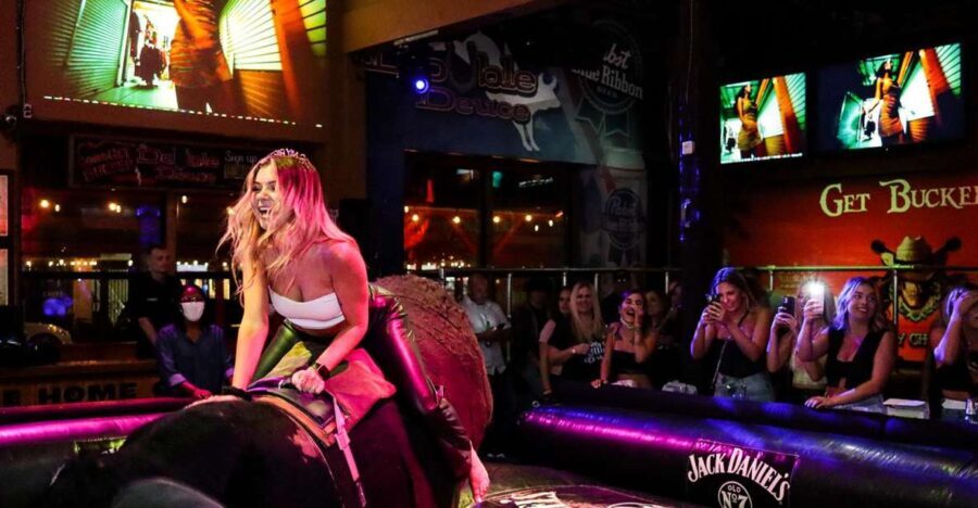 San Diego: "Drink, Ride, Sing, & Dance!" Bar Tour (4 Bars) - What You Can Expect from the Experience