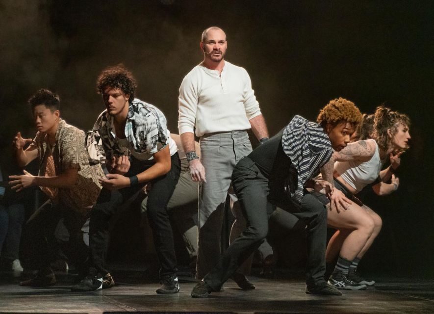 San Francisco: "Dear San Francisco" Immersive Acrobatic Show - The Best Parts — What Travelers Love