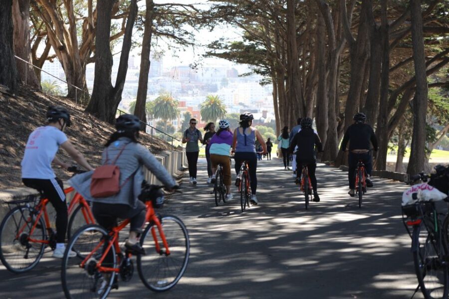 San Francisco: Golden Gate Park Bike or eBike Rental w/ map - Riding Towards the Golden Gate Bridge