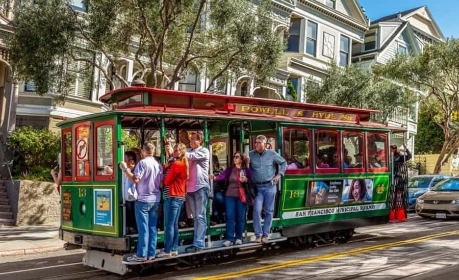 San Francisco: Private Vehicle Tour - The Charm of San Francisco’s Streets and Neighborhoods