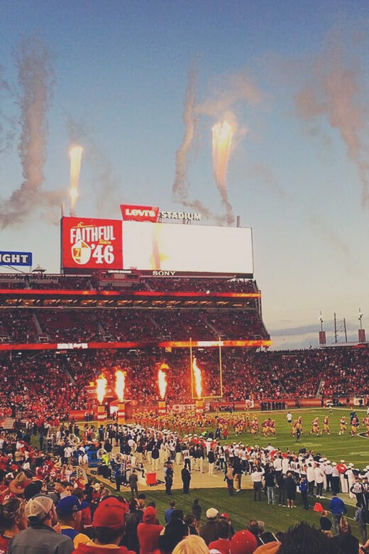 San Francisco: San Francisco 49ers Football Game Ticket - What to Expect on the Day