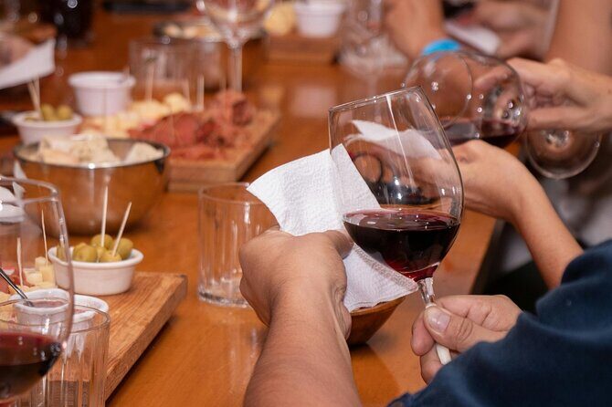 San Francisco Wine Tour with a Local Expert: 6 Tastings 100% Personalized - Why You Might Enjoy This Tour