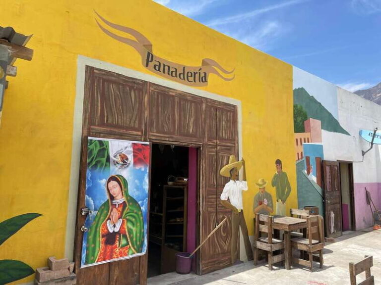 San Pedro: Grutas de Garcia and City Tour with Cable Car - A Deep Dive into the Experience