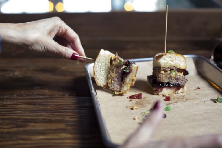 Santa Barbara: Funk Zone Food & Photo Tour - The Experience Guide and Group Dynamics