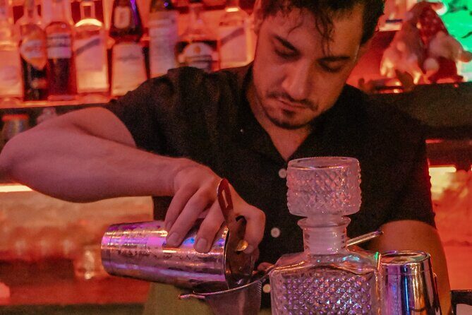 Saturday Night Bar Crawl in Guadalajara Mexico - What to Expect from the Tour