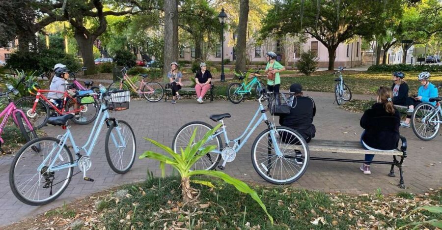 Savannah: Historic District Guided Bike Tour - What It’s Like Being on the Tour