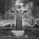 Savannah: Midnight in the Garden of Good and Evil Walk - Key Points