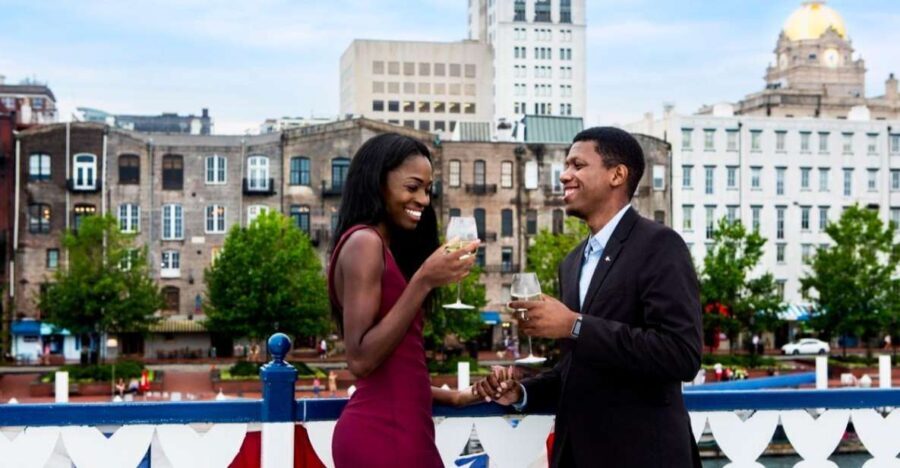 Savannah Riverboat: Sunday Brunch Sightseeing Cruise - The Brunch Experience: Food That Hits the Spot