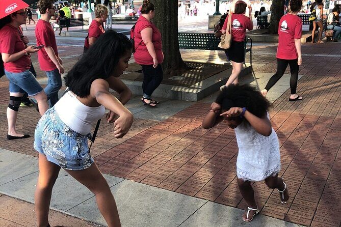 Scavenger Hunt Adventure in Toronto by Zombie Scavengers - What’s Included and What’s Not