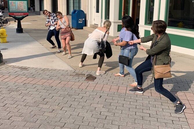 Scavenger Hunt in Philadelphia by Wacky Walks - The Experience from a Travelers’ Perspective