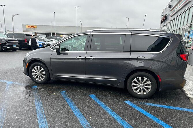 Seattle Field BFI to Summit Ski Resort RoundTrip Private Transfer - Price and Value